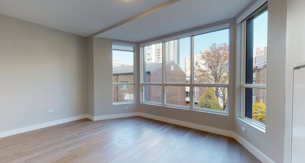 tour 1br 1ba 688sqft